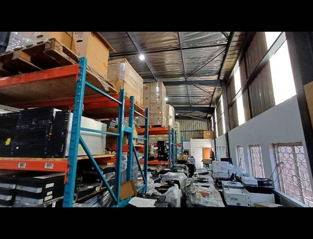 INDUSTRIAL PROPERTY TO RENT IN HENNOPSPARK